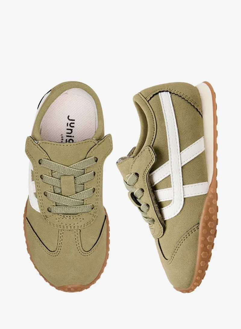 جونيورز أحذية رياضية للأولاد بألواح